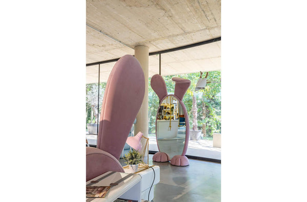 BUNNY FLOOR MIRROR - Dušek Décor