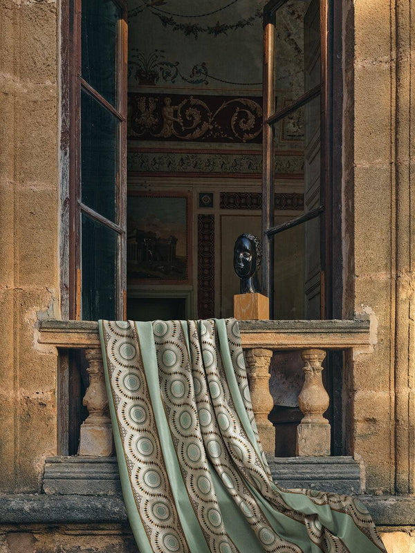 FONTANA PRETORIA - Dušek Décor
