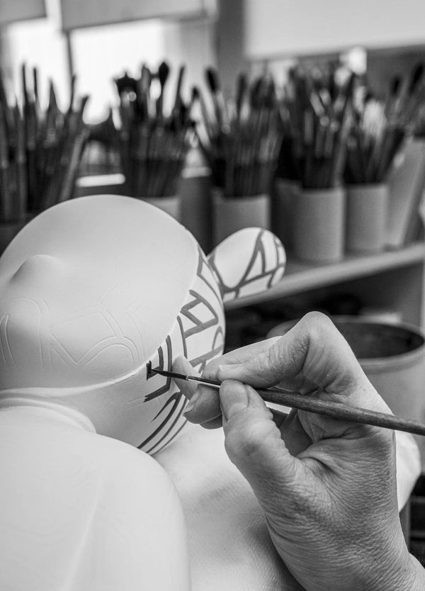 THE GUEST BY DIAZ FAES