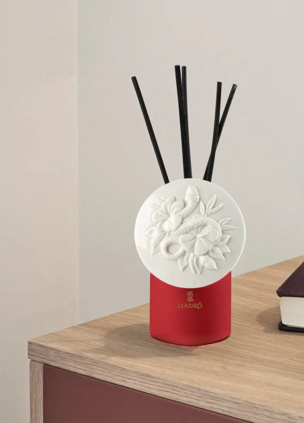 Snake perfume diffuser - A Secret Orient